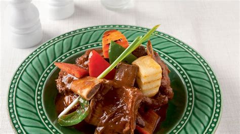 rabot ng baka|All The Different Ways To Cook Kalderetang Baka.